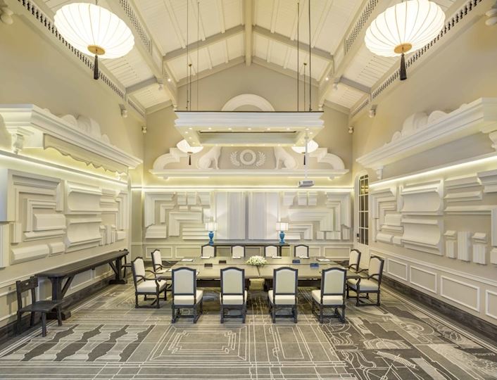 Sculptor Meeting Room